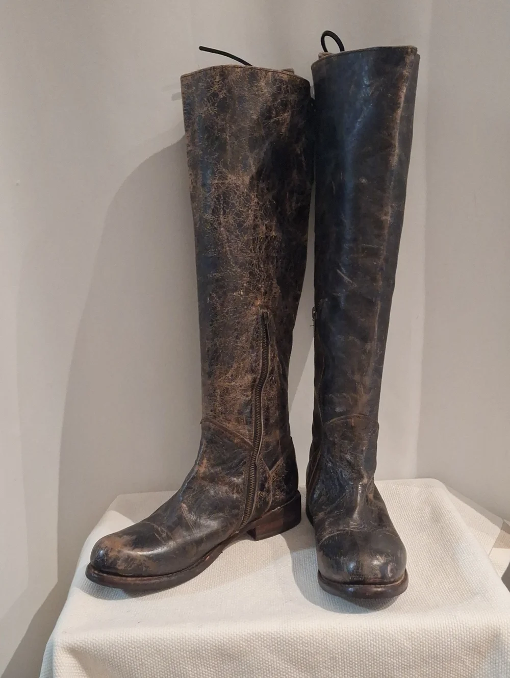 Bed Stu Cobbler Series Manchester Distressed Tall Leather Riding Boots